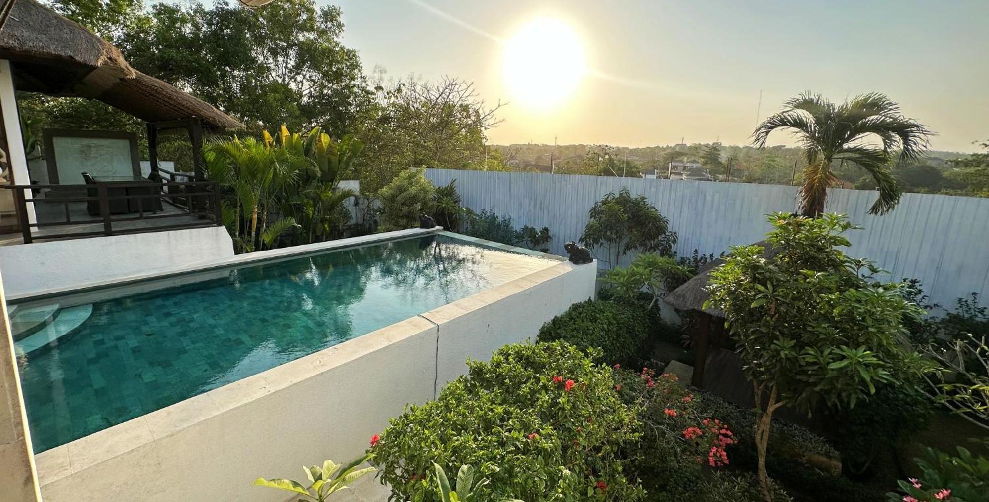 Villa Michiko Uluwatu Exteriör bild